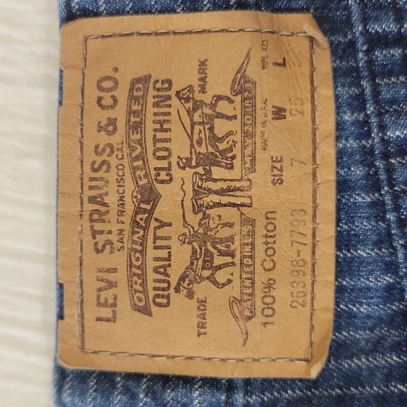 Vintage Levi's 80s inspired high rise pin stripped jeans size 7 (w25 l32) - Picture 4 of 6